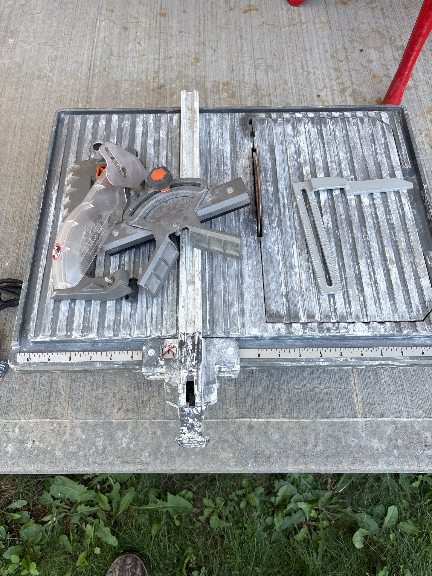 RIDGID Wet Tile Saw – Rent in Ottawa