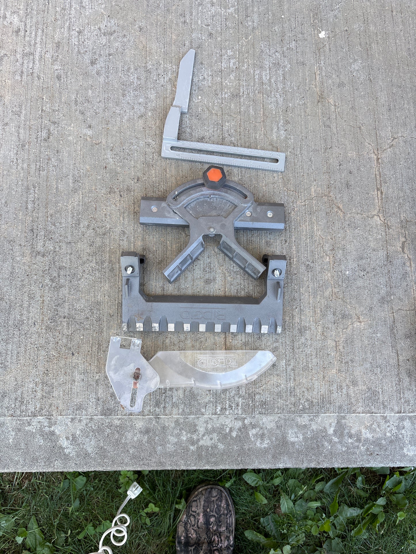 RIDGID Wet Tile Saw – Rent in Ottawa