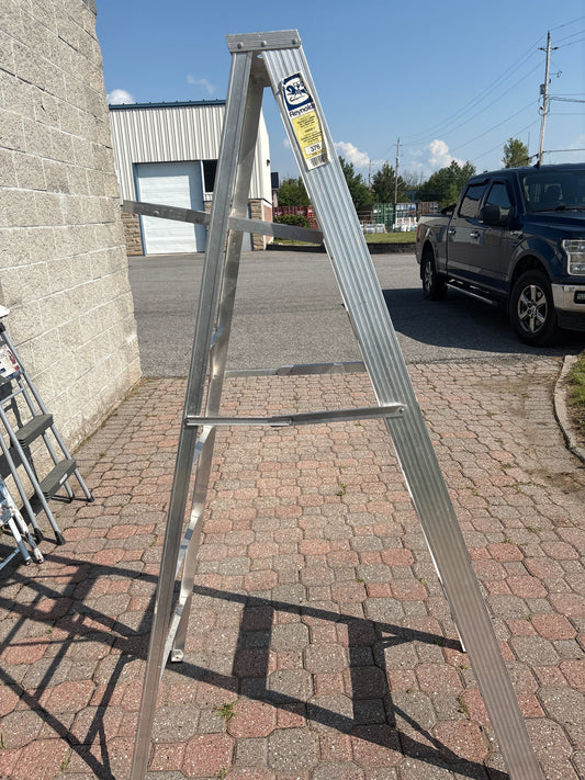 Reynolds 376 6' Medium Duty Aluminum Step Ladder Rental