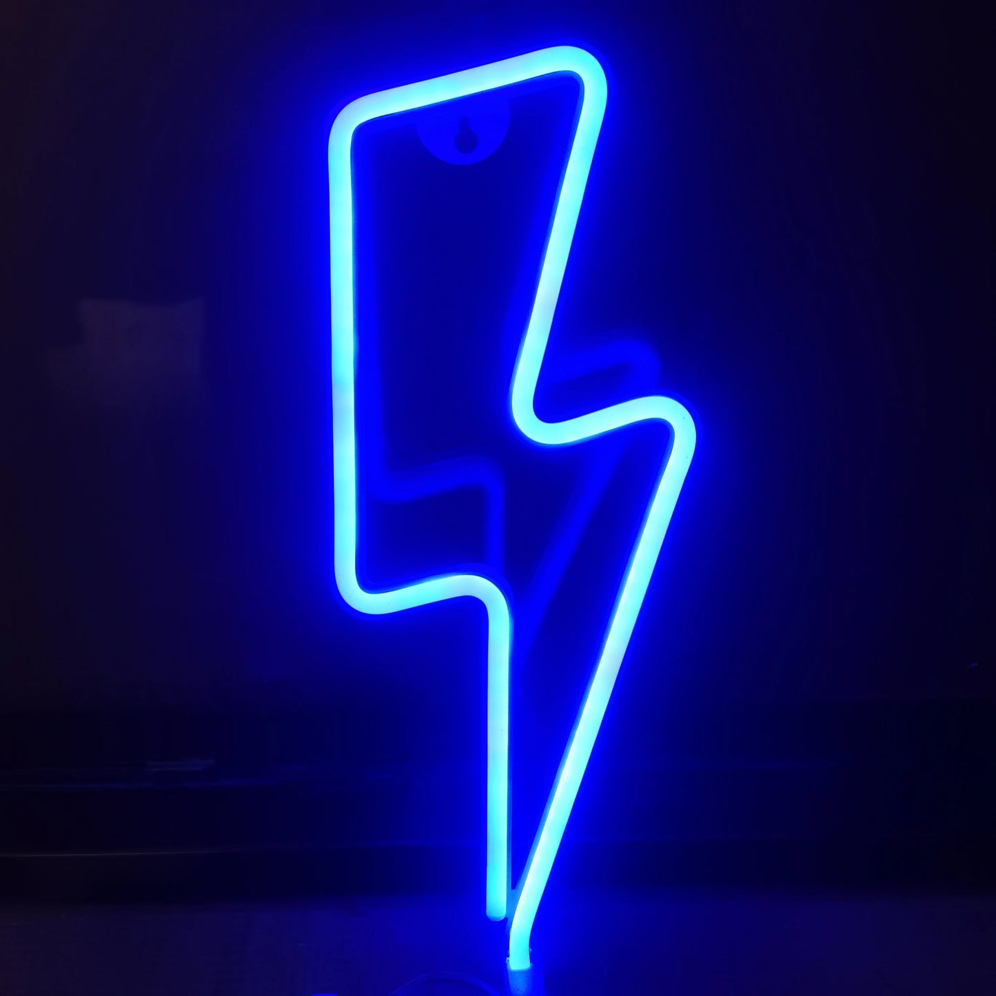 LED Neon Sign - USB & Battery Powered Glow Light for Bedroom, Gaming Room & Home Bar